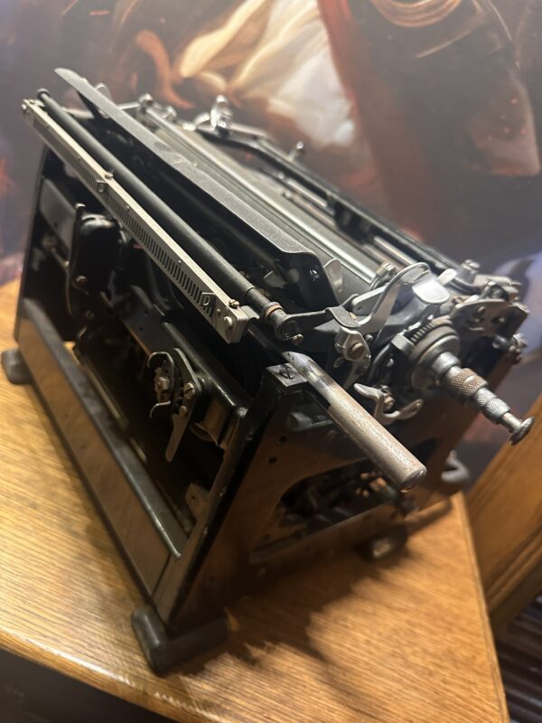 Antique Continental Standard Typewriter by Wanderer-Werke Siegmar-Schönau – German QWERTZ Mechanical Typewriter c. 1930s
